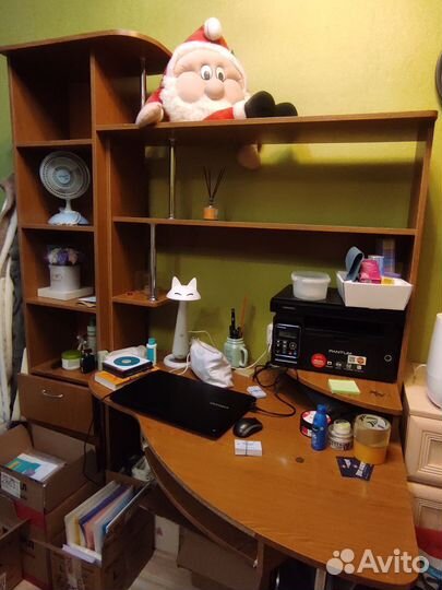Компьютерный стол