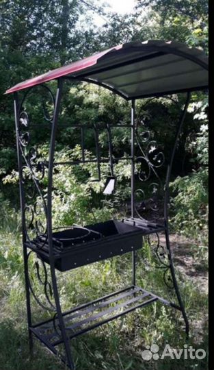 Мангал с крышей