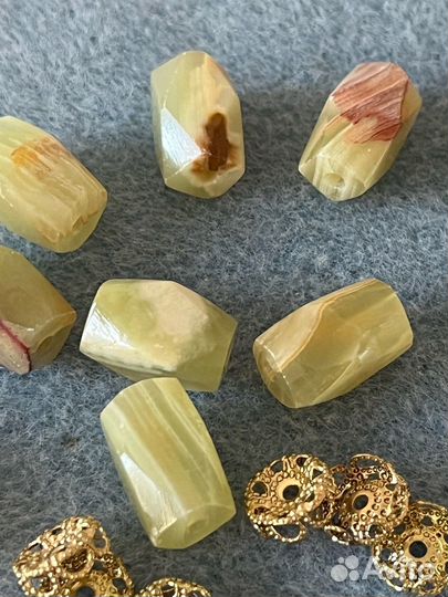 Бусины, оникс