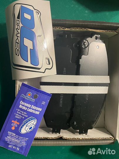 Тормозные колодки передние Toyota /Lexus