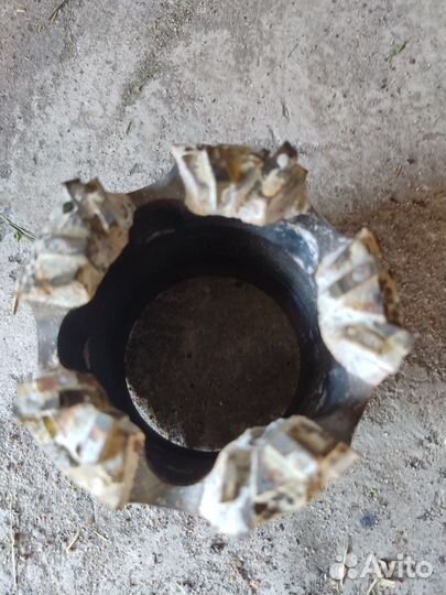 Буровой инструмент