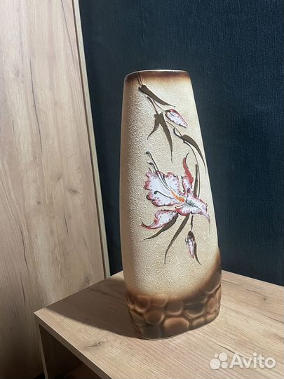 Керамическая ваза