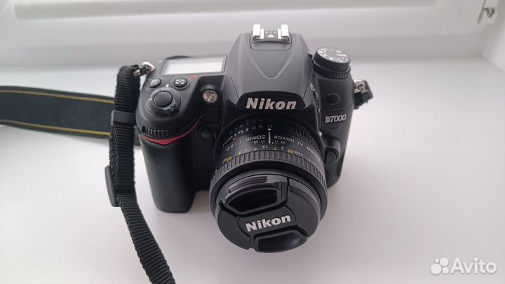 Зеркальный фотоаппарат nikon d7000