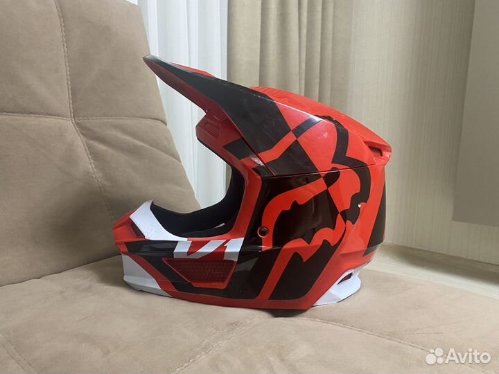 Кроссовый шлем fox v1