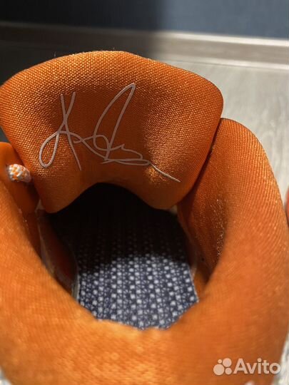 Баскетбольные кроссовки Nike kyrie