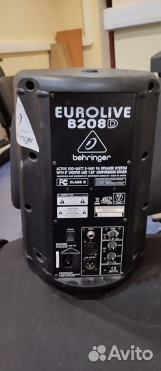 Акустическая система Bahringer Eurolive B208D