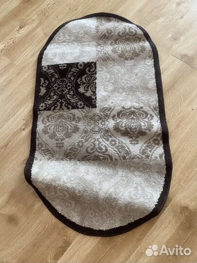 Коврик не большой 110 м / 60 см