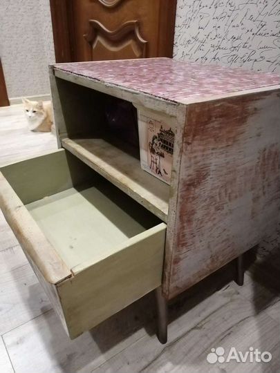 Тумбочка 70-е