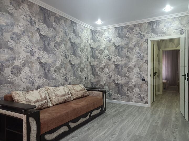 2-к. квартира, 54 м², 6/15 эт.