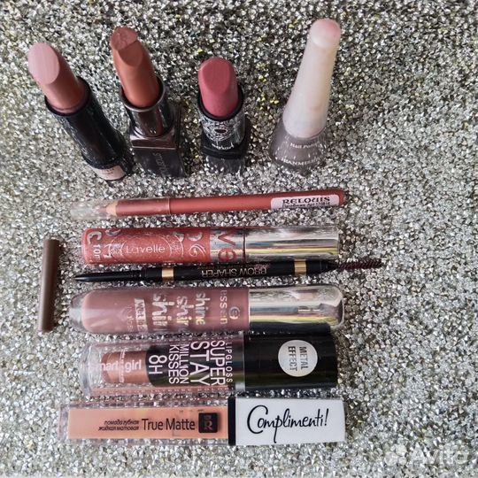 Лот косметики #63