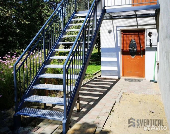 Лестница уличная