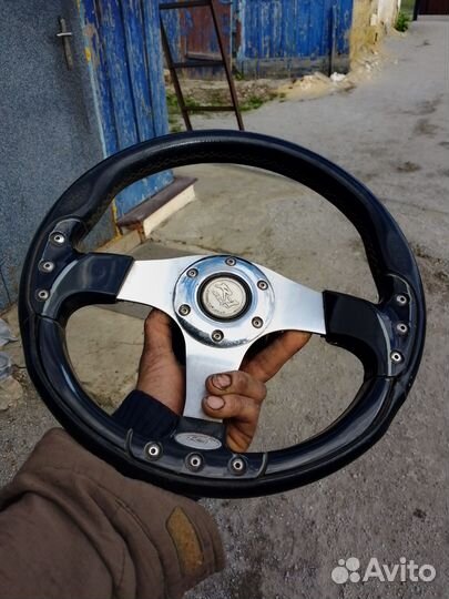 Спортивный руль на волга