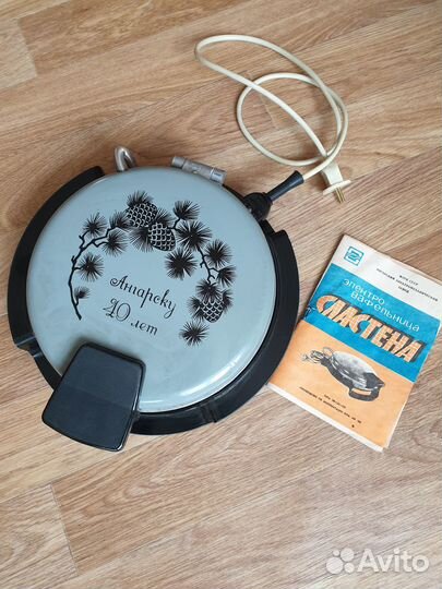 Электровафельница СССР новая