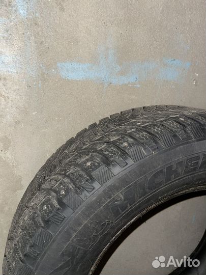 Michelin X-Ice North 3 215/65 R16