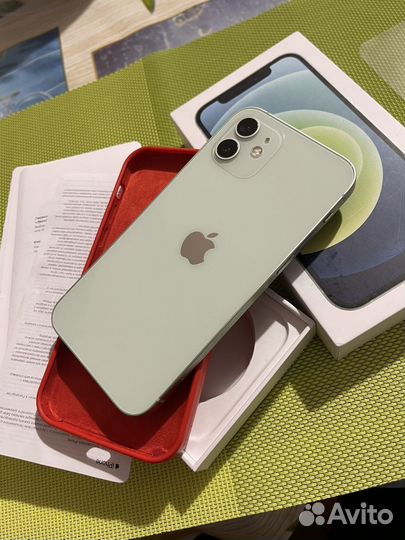 iPhone 12, 64 ГБ