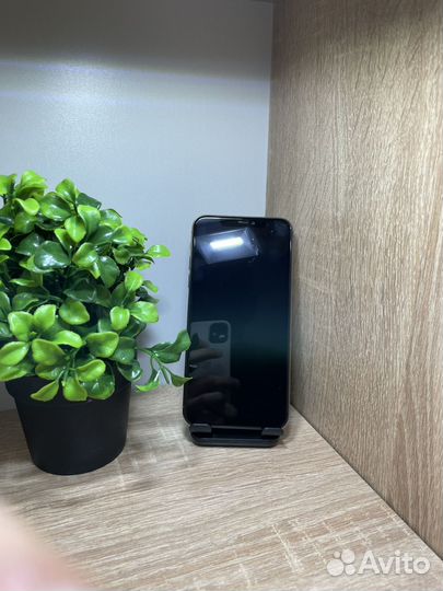 iPhone 11 Pro Max, 64 ГБ