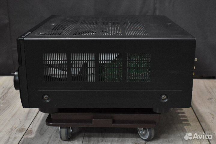 AV ресивер Yamaha RX-V3067 (RX-A3000 Aventage)