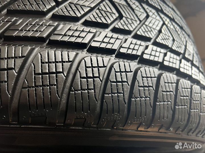 Pirelli Scorpion Winter 275/50 R20