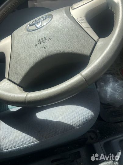 Руль на toyota camry 40 в сборе