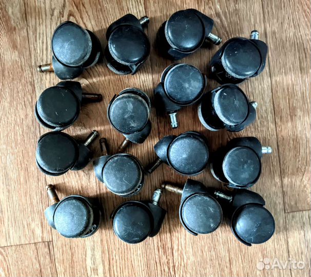 Колёсики для кресла + Запчасти