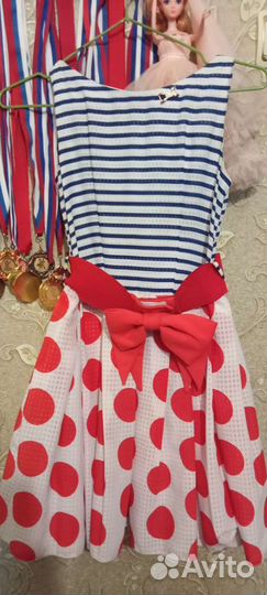 Нарядное платье