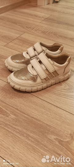 Полуботинки, кеды 34 р