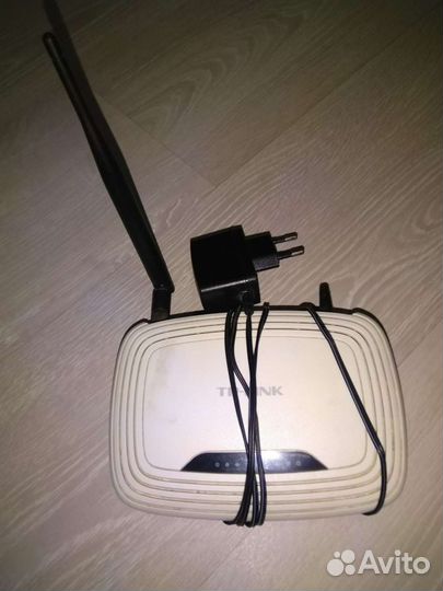 Беспроводной маршрутизатор TP-Link TL-WR741ND