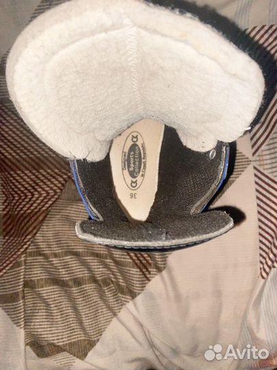 Коньки хоккейные любительские 36 размер