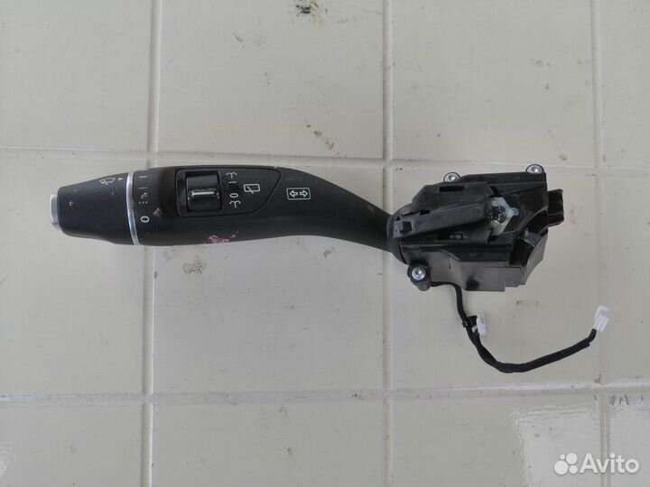 Подрулевой переключатель Mercedes Benz GLA X156