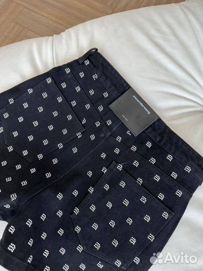 Шорты со стразами новые AW