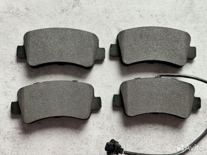 Тормозные колодки на Nissan, Opel, Renault 05p1578