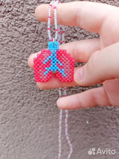 Брелок/Подвеска Лёгкие (Из чешского бисера)