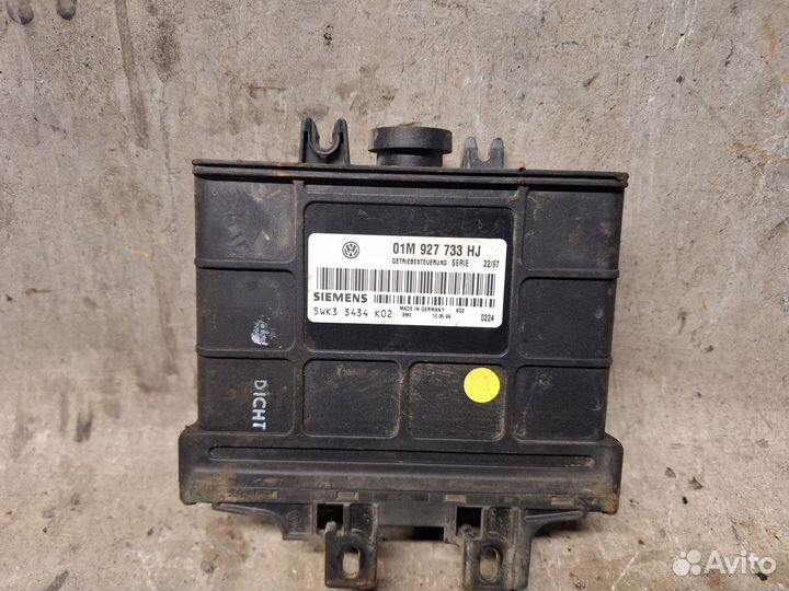 Блок управления АКПП Volkswagen Golf 4 1.6