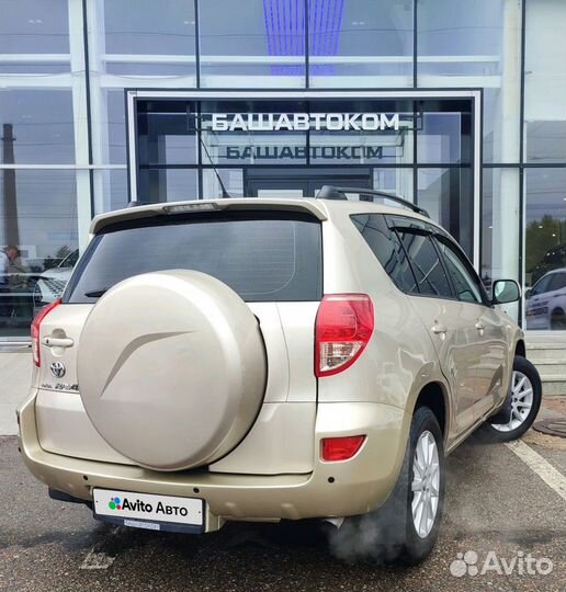 Toyota RAV4 2.0 AT, 2008, 189 596 км