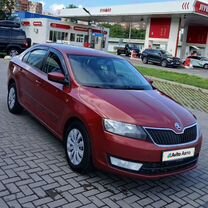 Skoda Rapid 1.6 AT, 2015, 250 000 км, с пробегом, цена 800 000 руб.