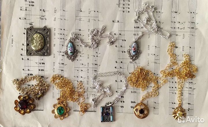 Кулоны СССР. Чешские кулоны