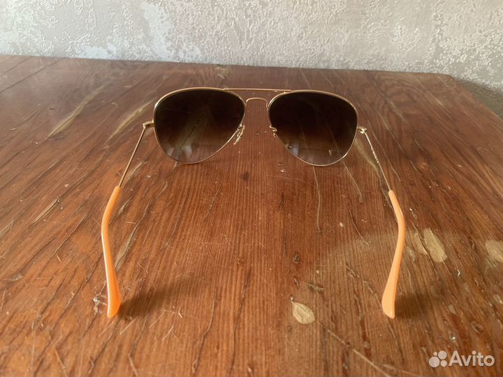Солнечные очки ray ban