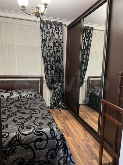 2-к. квартира, 54 м², 3/6 эт.