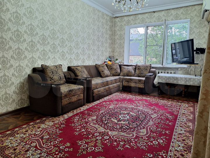 2-к. квартира, 47 м², 1/4 эт.