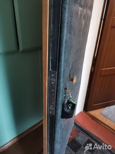 Дверь входная металлическая бу