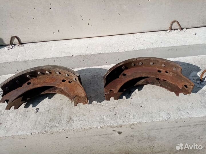 Тормозные колодки на камаз