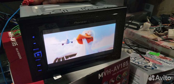 Магнитола Pioneer MVH-AV185 с пультом Mosfeet