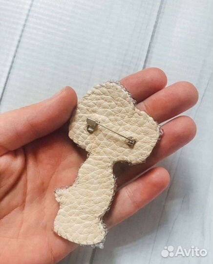 Значки из бисера