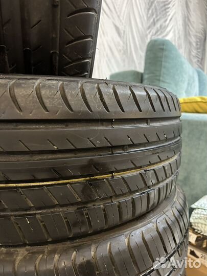 Viatti Strada Asimmetrico V-130 215/55 R17