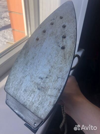 Утюг чугунный