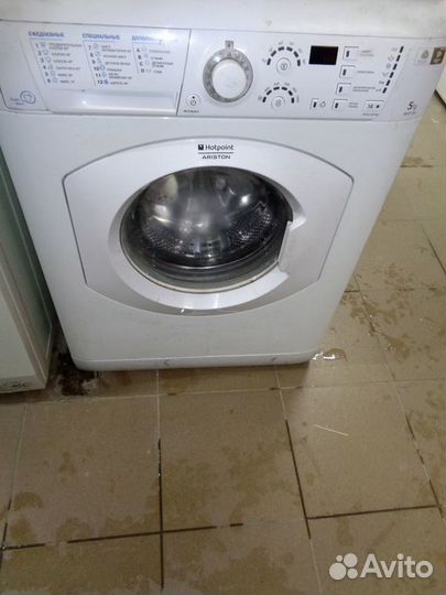 Стиральная машина Ariston