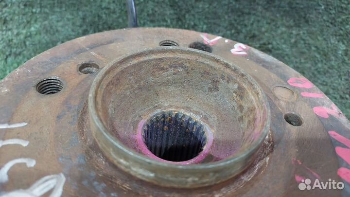 Кулак поворотный задний левый W210 2,0