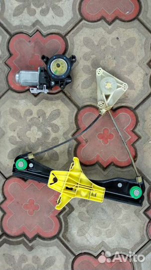 Задняя правая дверь поло в разборе