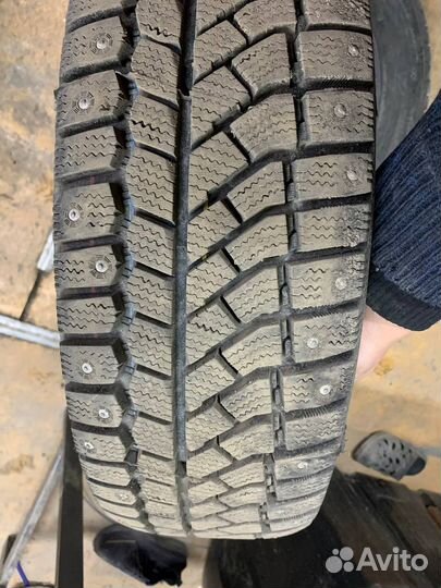 Viatti Brina Nordico V-522 195/65 R15 91T