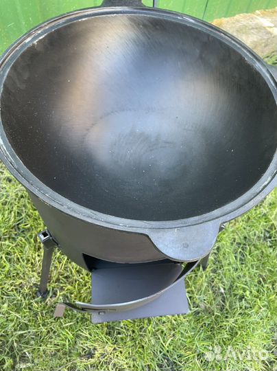 Казан чугунный 12 литров с печкой